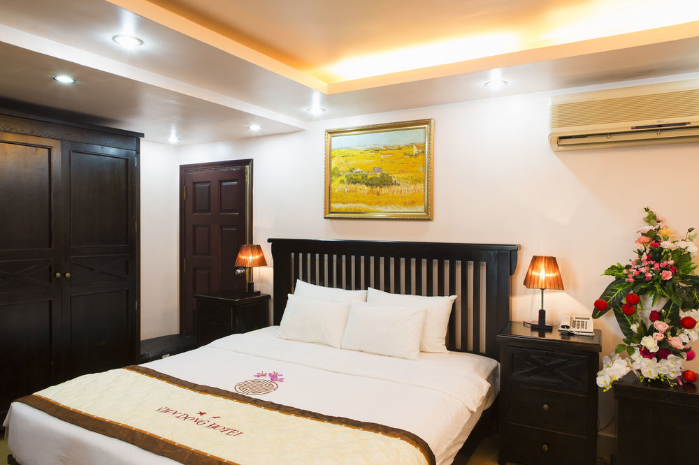 Vien Dong District 7 Phu My Hung Hotel 2*