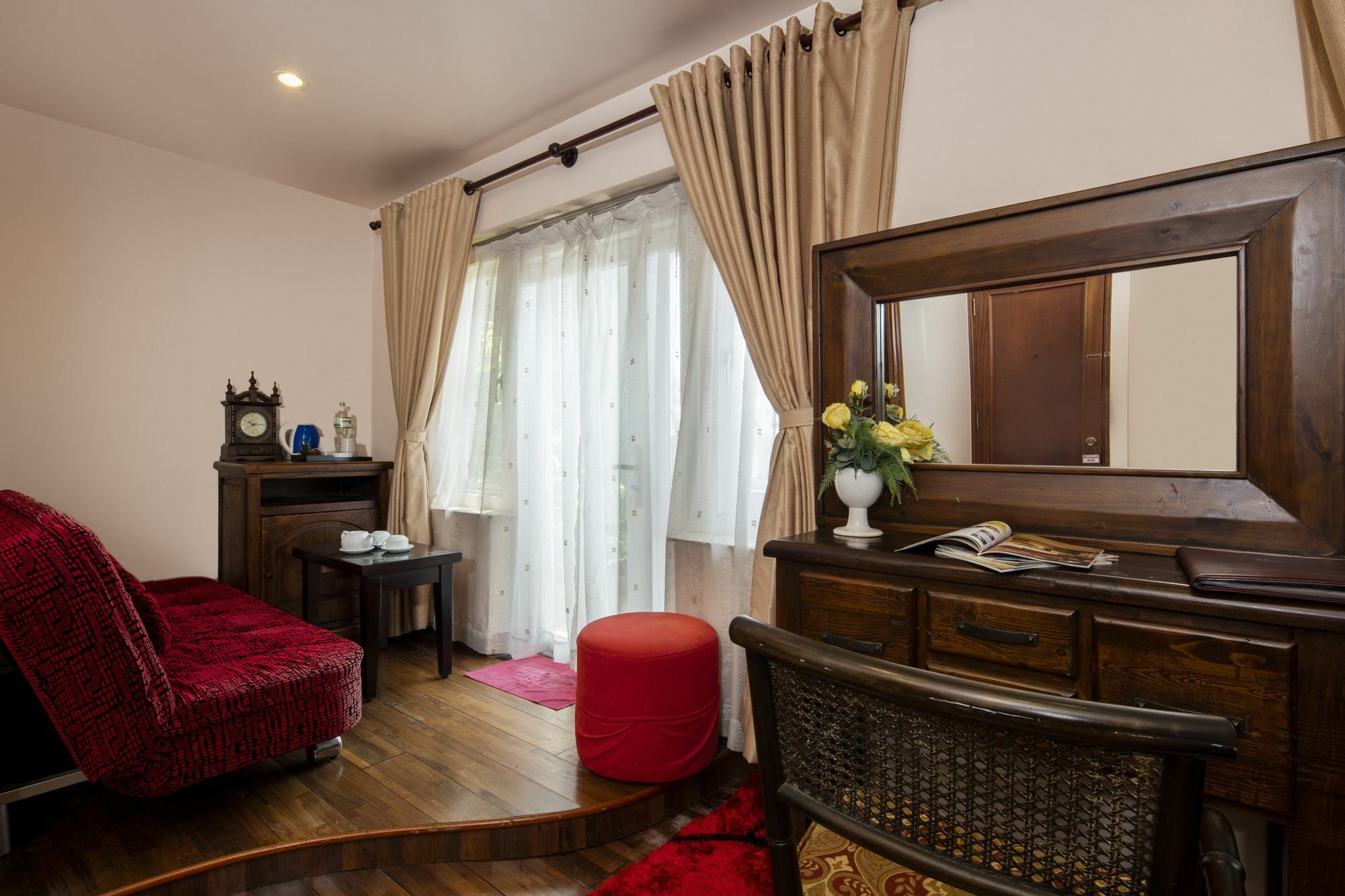 Vien Dong District 7 Phu My Hung Hotel 2*