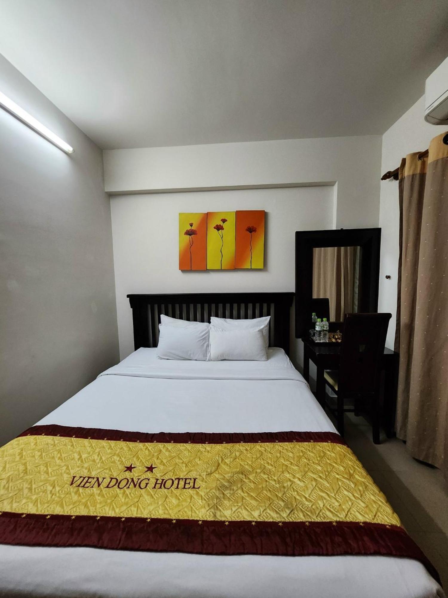 Hotel Vien Dong District 7 Phu My Hung 2*